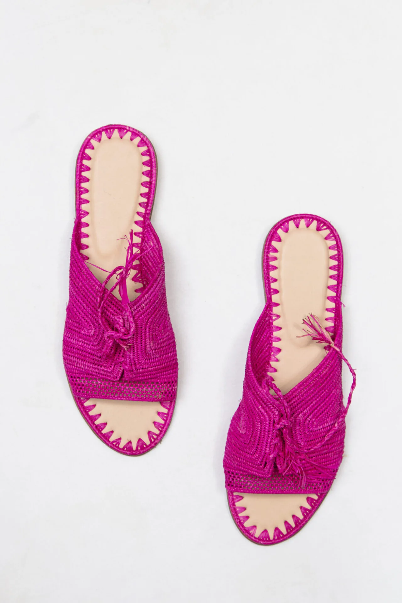 KATE RAFFIA SLIDE SANDAL